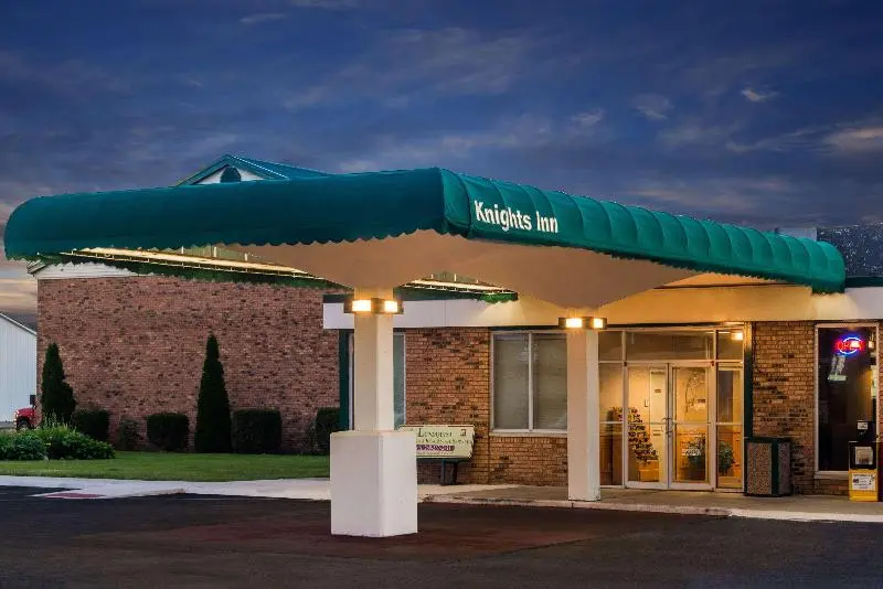 ホテル Blisspoint Inn Wabash