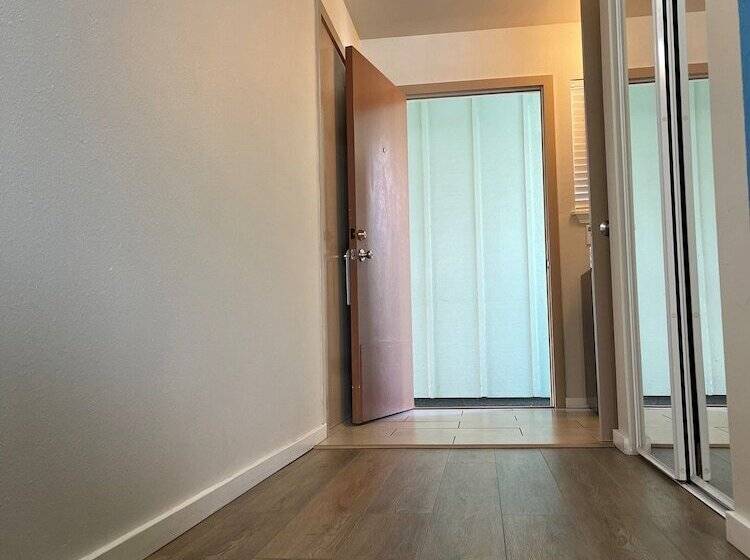 فندق Castle Waimea Country Lodge