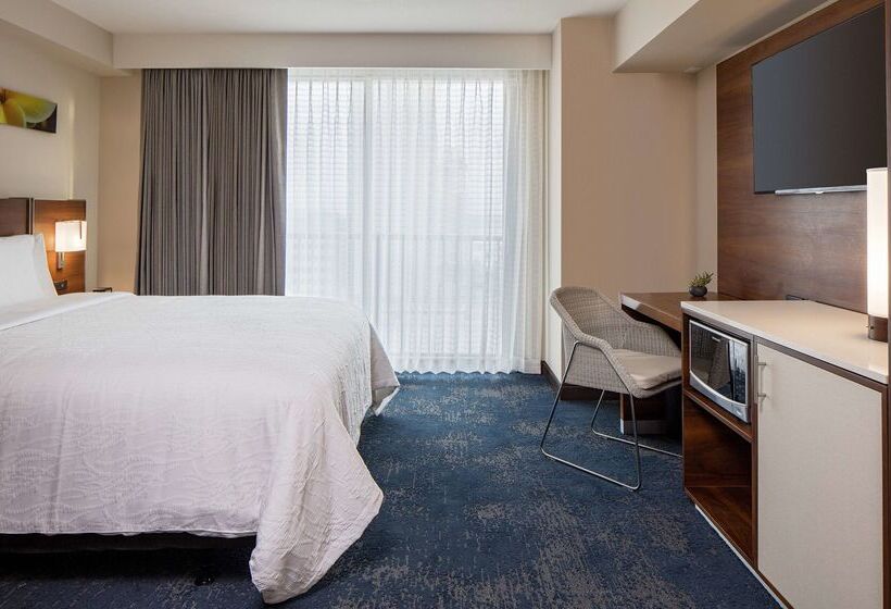 فندق Hilton Garden Inn Waikiki Beach