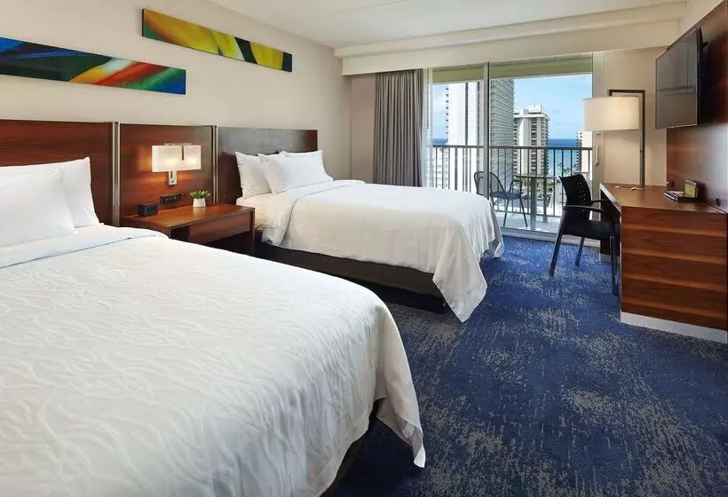 호텔 Hilton Garden Inn Waikiki Beach