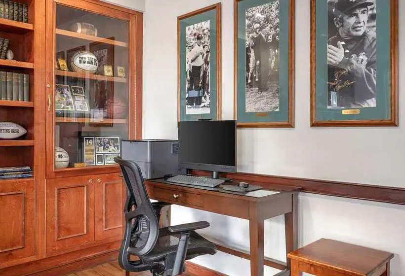 ホテル Hilton Vacation Club Varsity Club South Bend, In