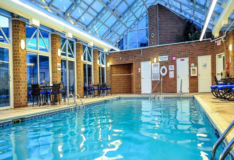 فندق Hilton Vacation Club Varsity Club South Bend, In