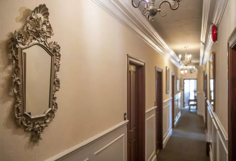 酒店 Washington Square Inn