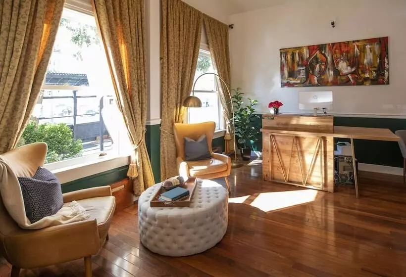 酒店 Washington Square Inn