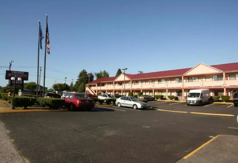 בית מלון כפרי Welcome Everett Inn