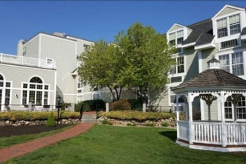 호텔 Westford Regency Inn & Conference Center