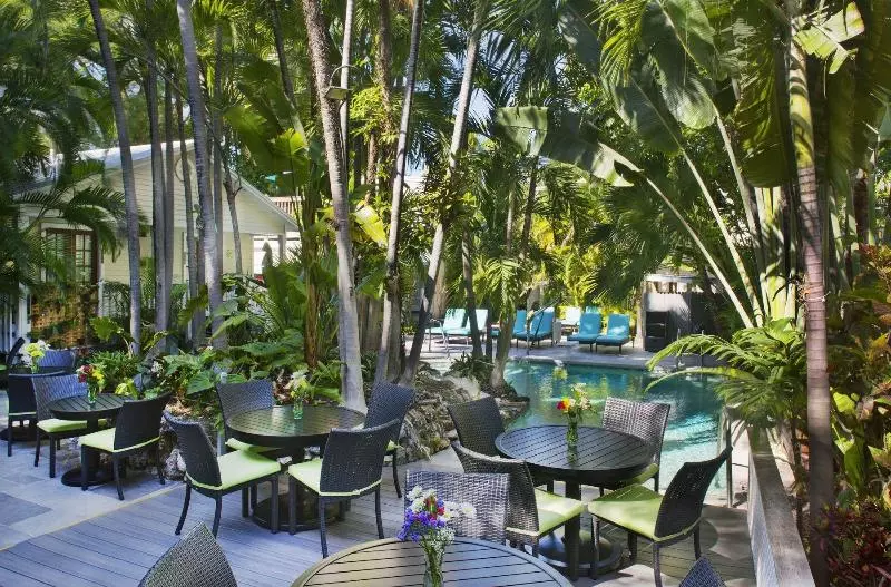 هتل Westwinds Inn