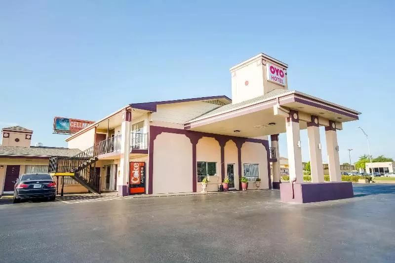 مُتل OYO Hotel Texarkana North Heights AR Hwy I-30