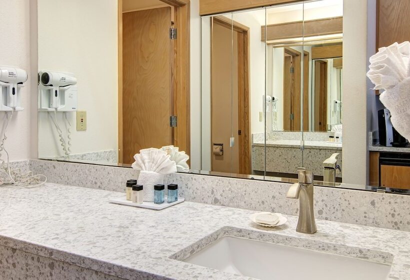 Motel The Whaler   Newport