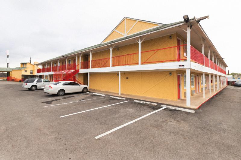 OYO Hotel San Antonio Lackland near Seaworld