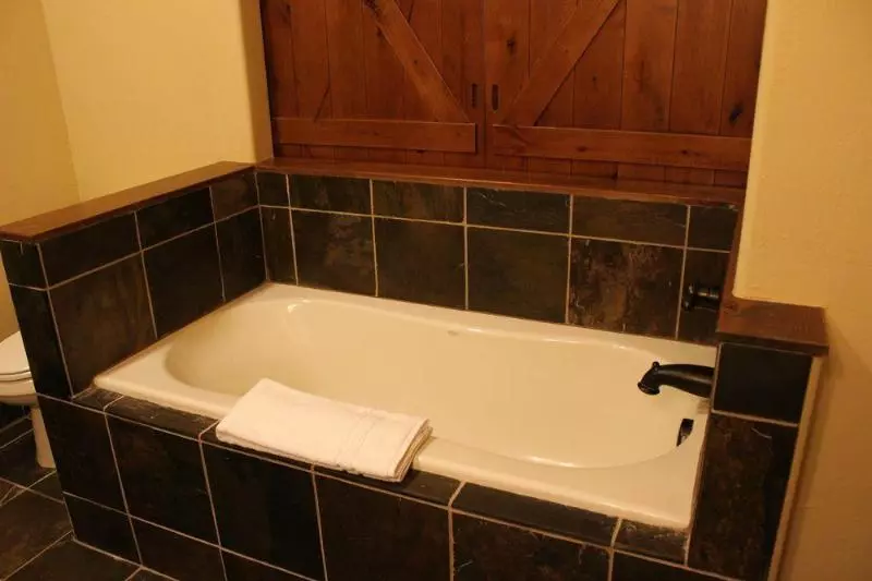 Курорт Lodge At Whitefish Lake