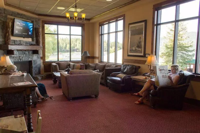 Курорт Lodge At Whitefish Lake