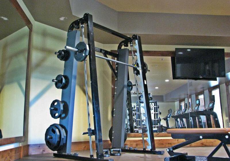 Resort Lodge At Whitefish Lake