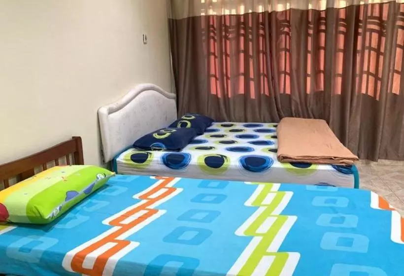 هتل Rivermoon Kuantan