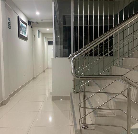 Отель Orbegoso   Trujillo