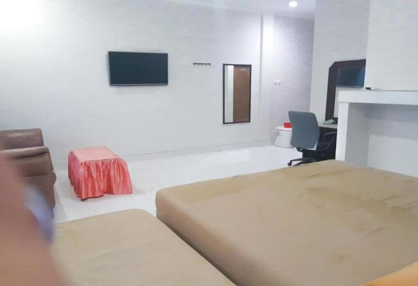 בית מלון כפרי Oyo 3056  Cahaya