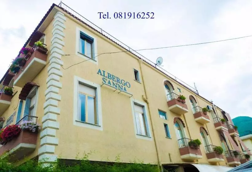 Hotelli Albergo Sant'anna