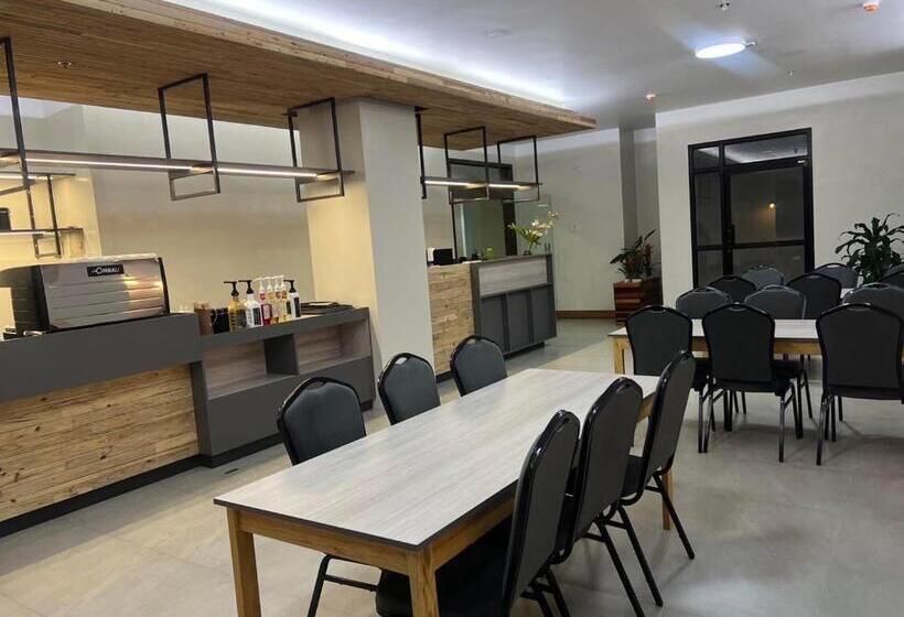 فندق صغير Soleo Inn