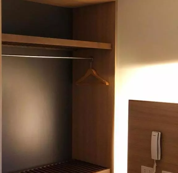 Retkeilymaja Soleo Inn