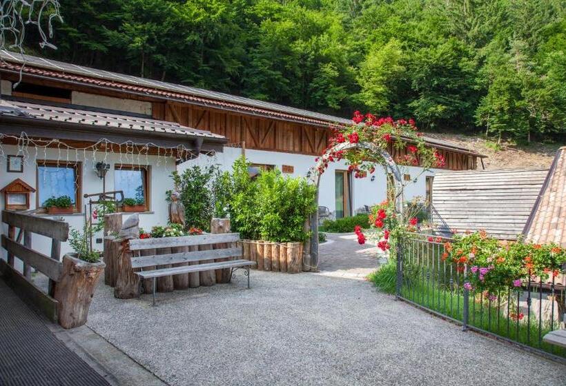 Hotelli Agritur La Dasa