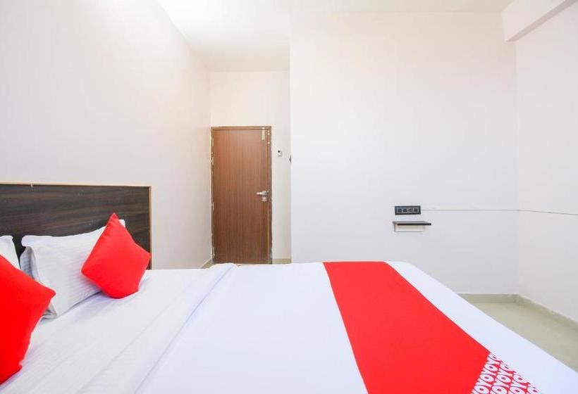 Otel Oyo 69560 Kaveri Lodge