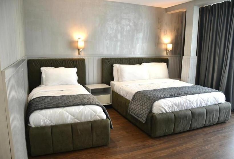 Отель Royal G Max