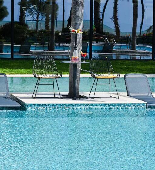 Отель Royal G Max