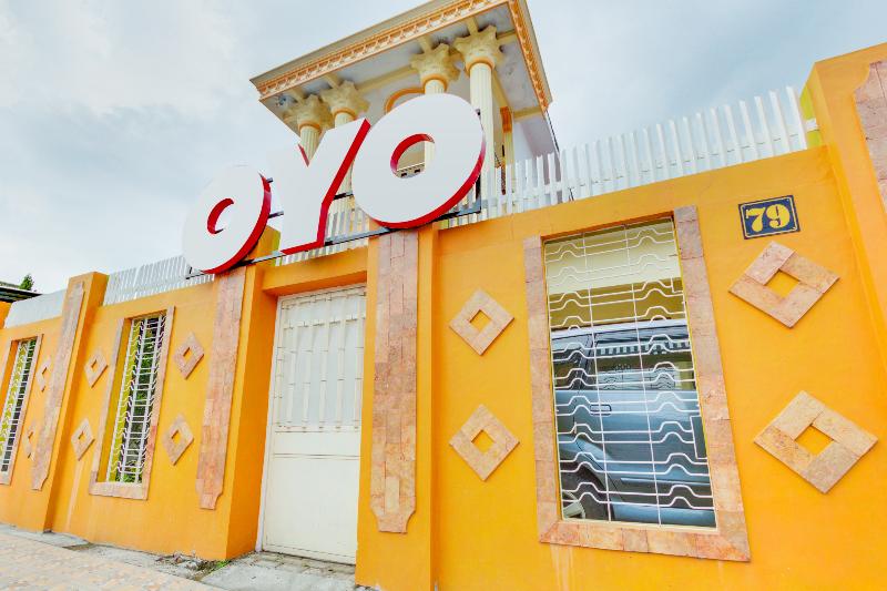 Hotel Orange Inn Redpartner Madiun