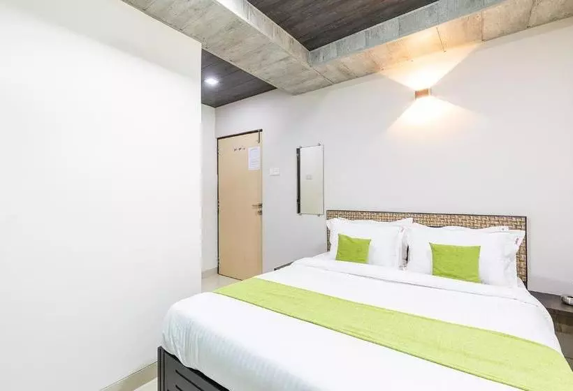 Hotelli Saras Residency
