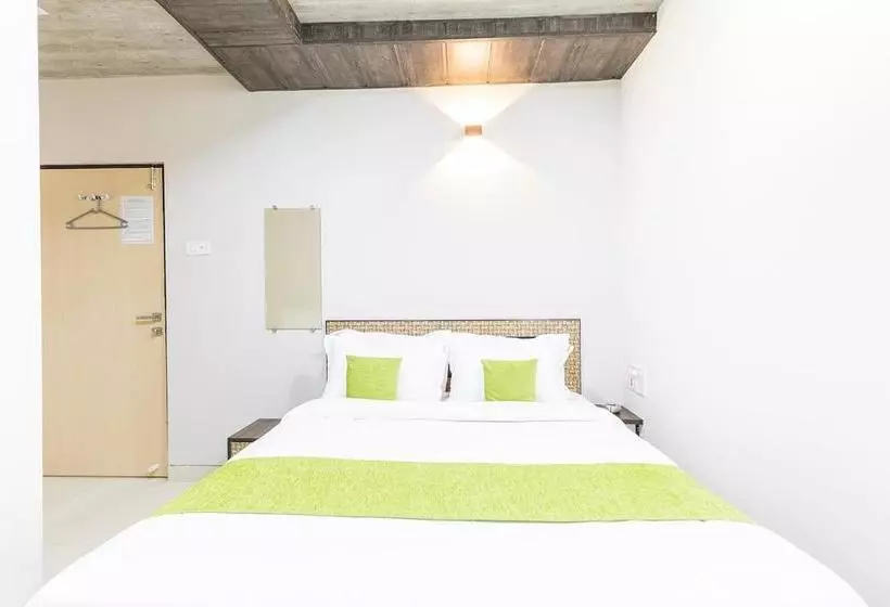 Hotelli Saras Residency