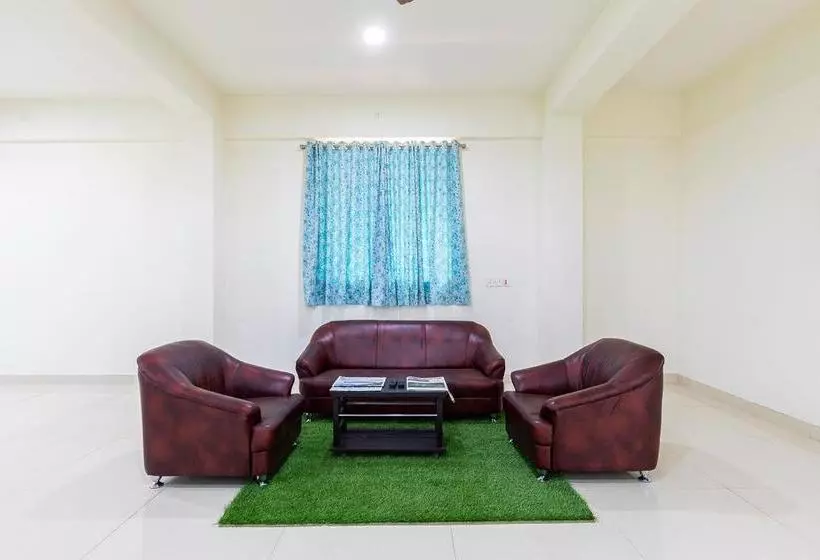 Hotelli Saras Residency