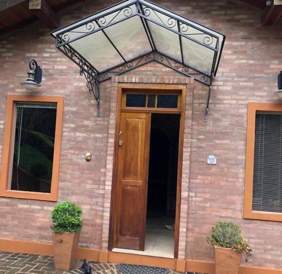 بنسيون Refúgio Dos Pássaros