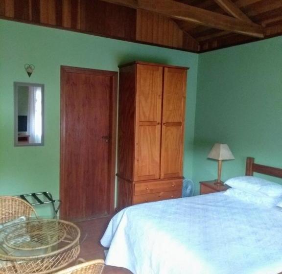 بنسيون Refúgio Dos Pássaros