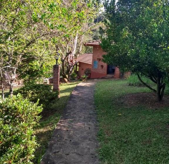 بنسيون Refúgio Dos Pássaros