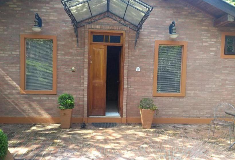 بنسيون Refúgio Dos Pássaros