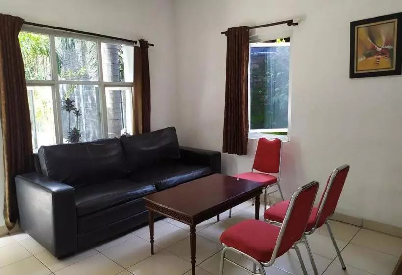 هتل Graha Ht Sumantri Mitra Reddoorz