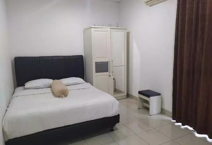 هتل Graha Ht Sumantri Mitra Reddoorz