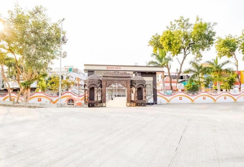 Hotel Oyo 70260 Vrundavan Grand