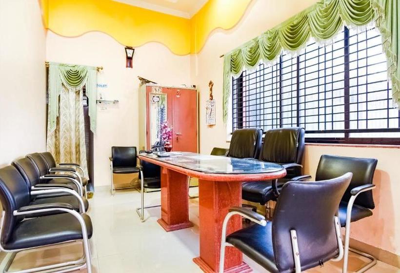 Hotel Oyo 70260 Vrundavan Grand