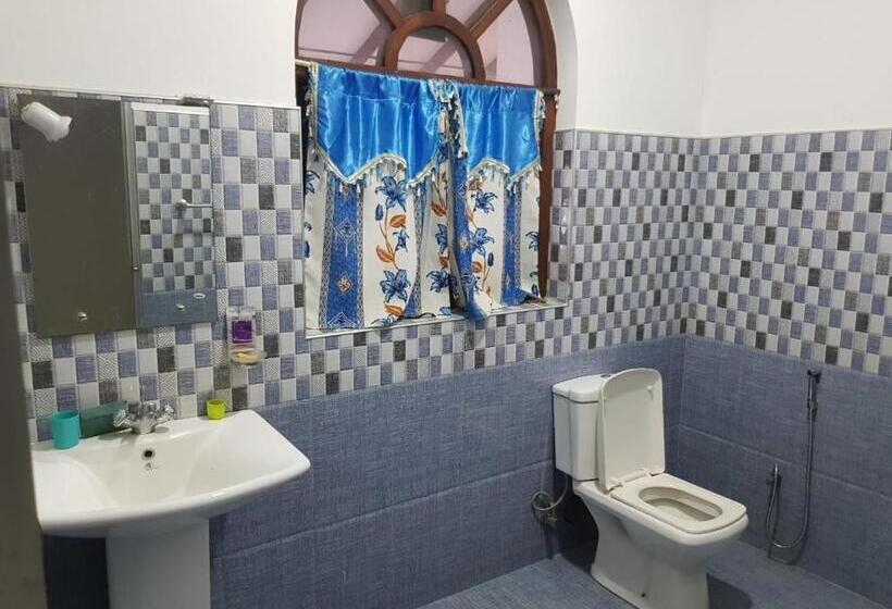 Пансион Shalomi Villas