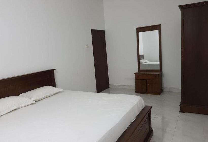 Пансион Shalomi Villas