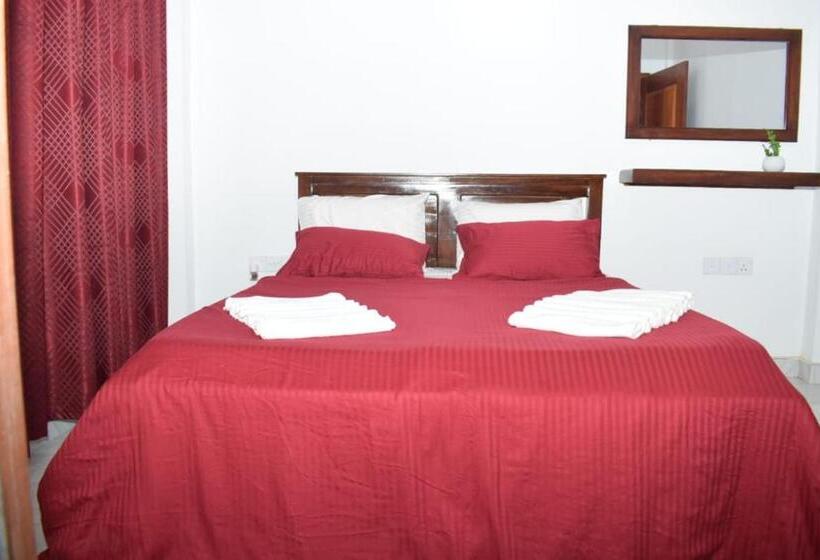 Пансион Shalomi Villas