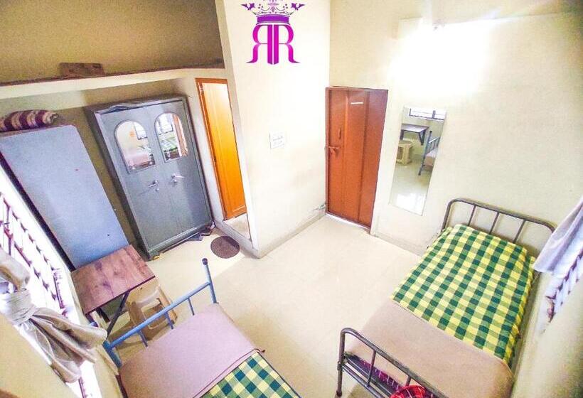 הוסטל R R Women S Paying Guest