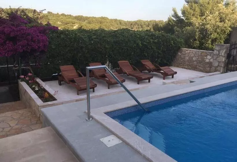 Apartment Villa Jakov