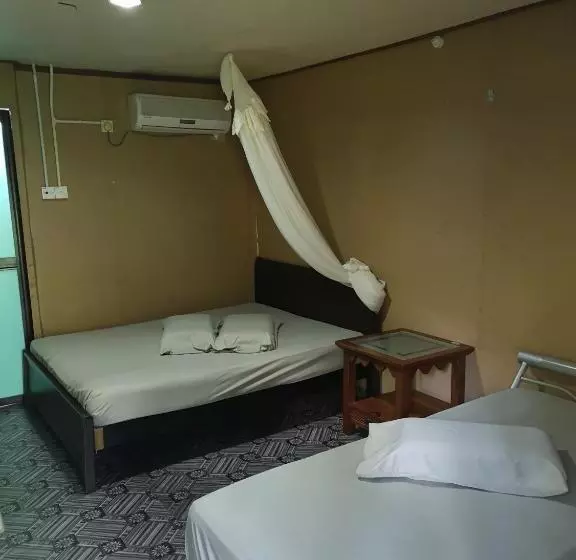 استراحتگاه Puteri Salang Inn