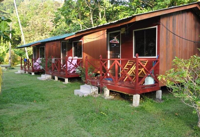 אתר נופש Puteri Salang Inn