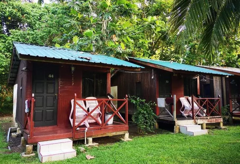 استراحتگاه Puteri Salang Inn