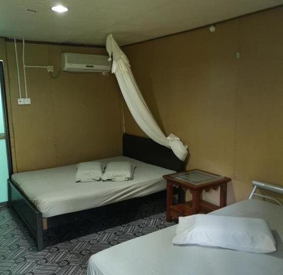 אתר נופש Puteri Salang Inn