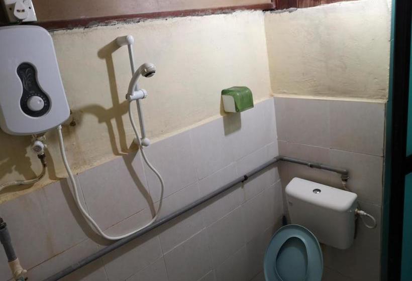 אתר נופש Puteri Salang Inn