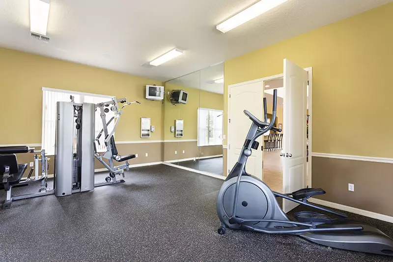 Townhome With Community Pool & Tennis  3 Br Townhouse